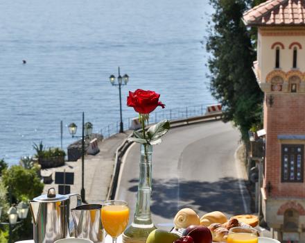 Goditi una colazione affacciato sul golfo nel tuo hotel a Santa Margherita Ligure